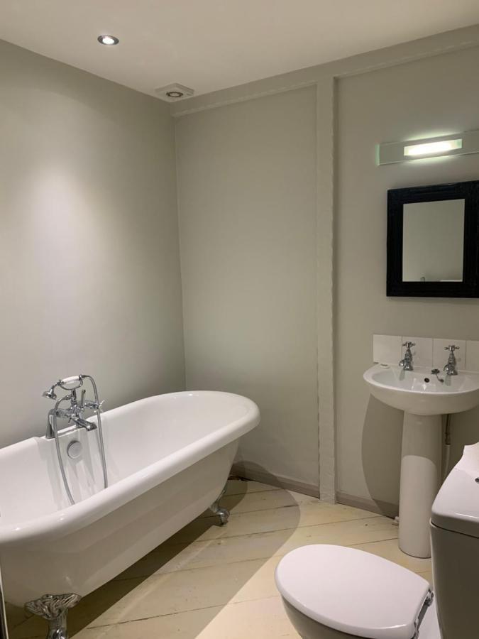 アイアンブリッジ The Malthouse Bed & Breakfast エクステリア 写真