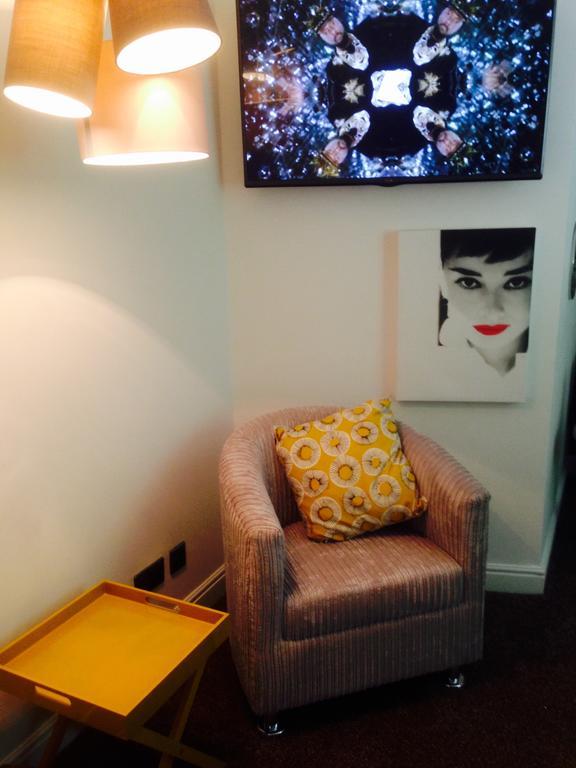 アイアンブリッジ The Malthouse Bed & Breakfast エクステリア 写真