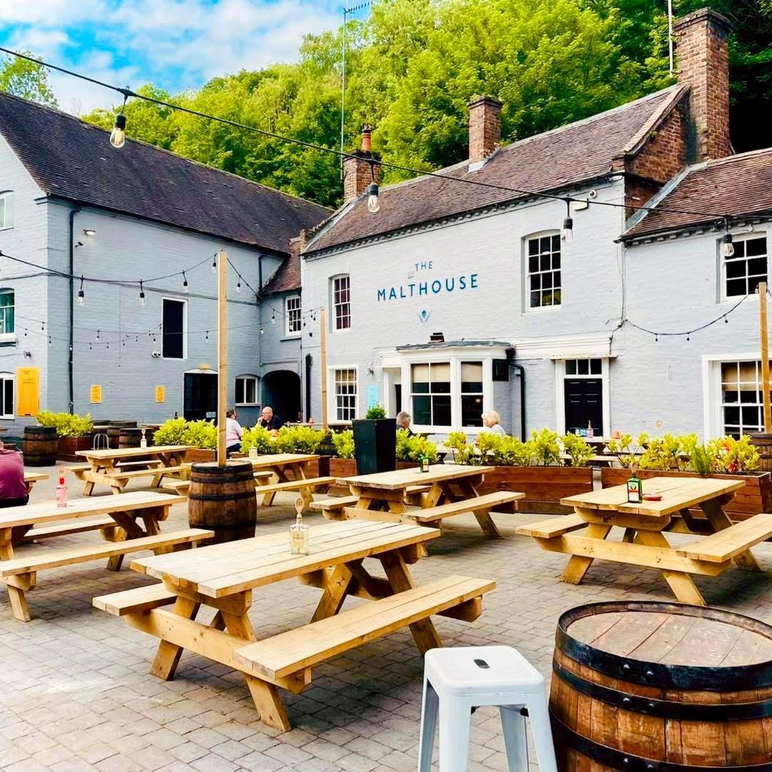 アイアンブリッジ The Malthouse Bed & Breakfast エクステリア 写真